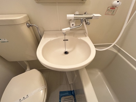 洗面設備　※他部屋の写真です。