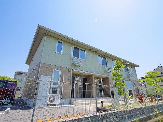 建物外観　おしゃれな外観です