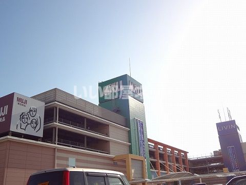 【郡山市赤木町のアパートのスーパー】