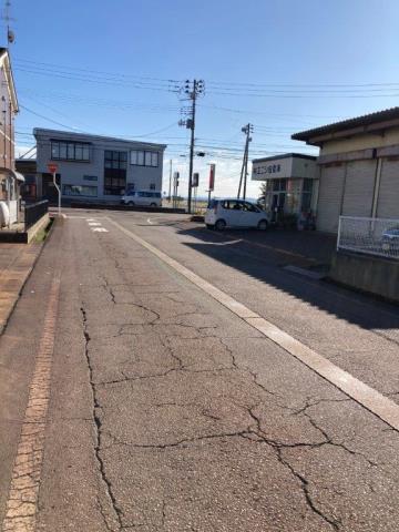 その他　前面道路（その他）まで0m
