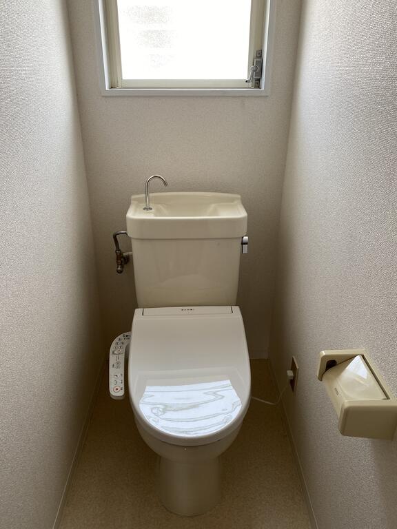 御城マンションのトイレ写真