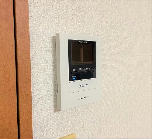 セキュリティ　モニター付きインターホン