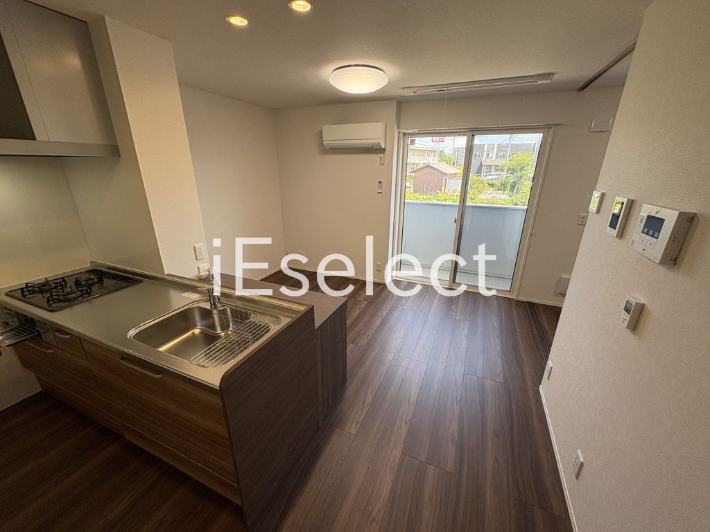 居室・リビング　落ち着いた雰囲気のあるきれいなお部屋です♪