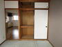 収納　和室収納（同物件別部屋写真）