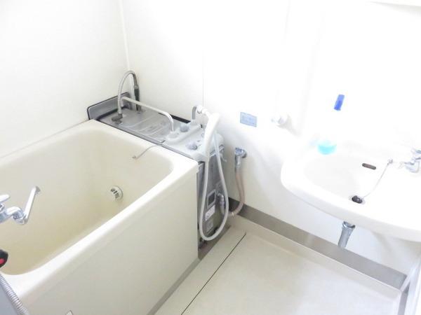 バス・シャワールーム　綺麗です！