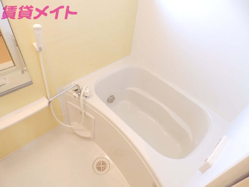 バス・シャワールーム　同型参考写真