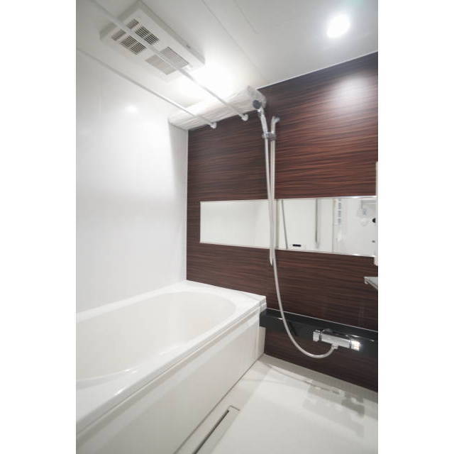 バス・シャワールーム　追焚＆浴室乾燥機付のお風呂♪