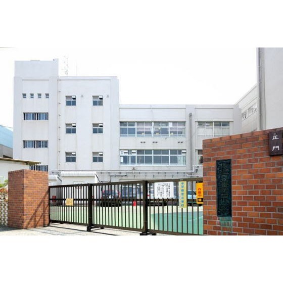 小学校　横浜市立青葉台小学校（小学校）まで720m