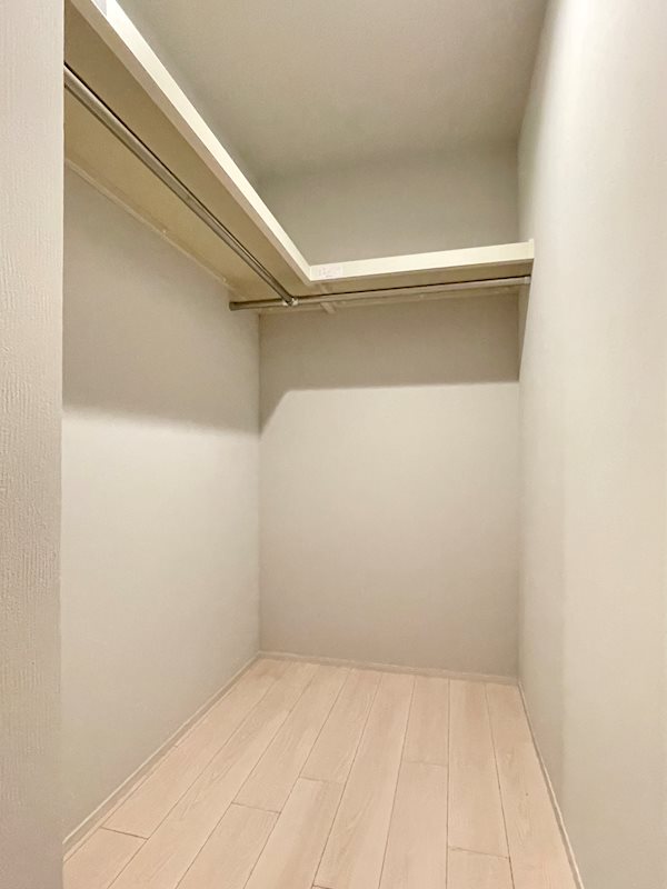 収納　たっぷり入るウォークインクローゼット