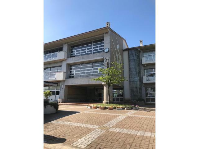 中学校　郡山市立喜久田中学校（中学校）まで513m