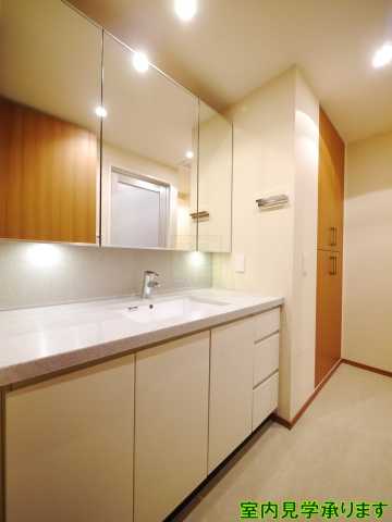 洗面設備　パークハウス平河町