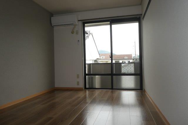 居室・リビング　洋室