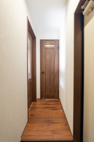 玄関　※別部屋の写真です