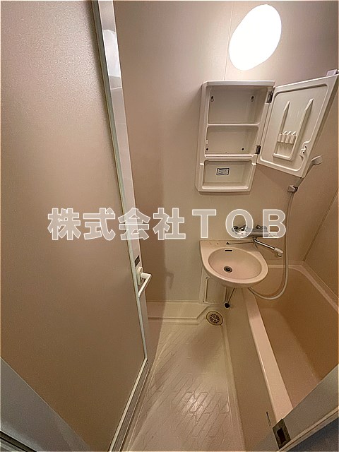 洗面設備　※クリーニング中の写真※