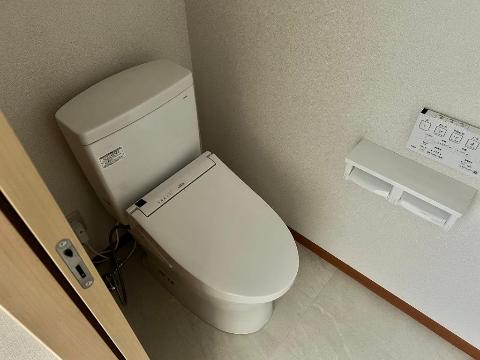 トイレ　※同物件D号室