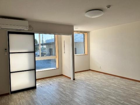 居室・リビング　※同物件D号室