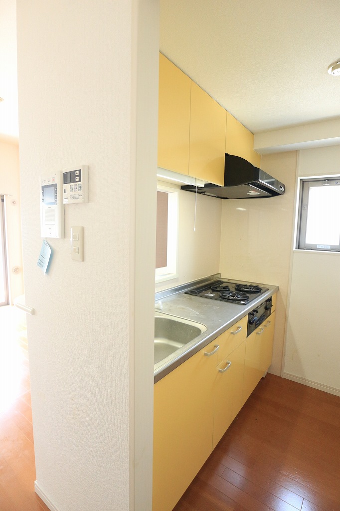 キッチン　人気のカウンタータイプのキッチン。