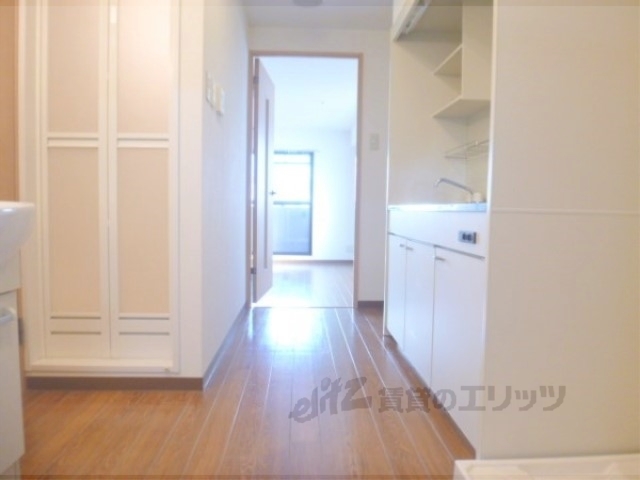 その他部屋・スペース　廊下