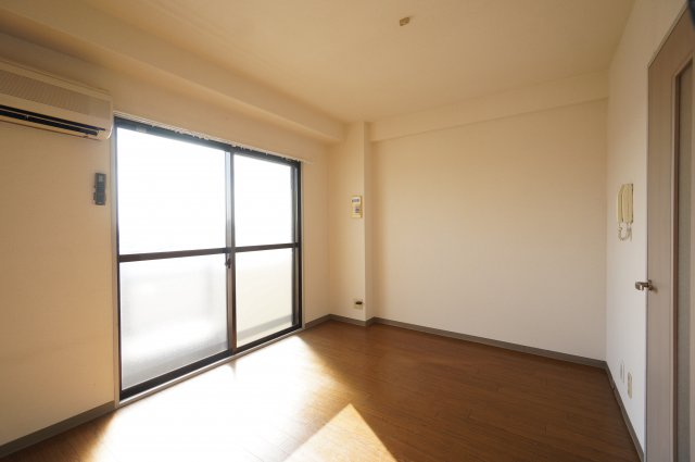 その他部屋・スペース　※同物件・反転タイプの写真です。