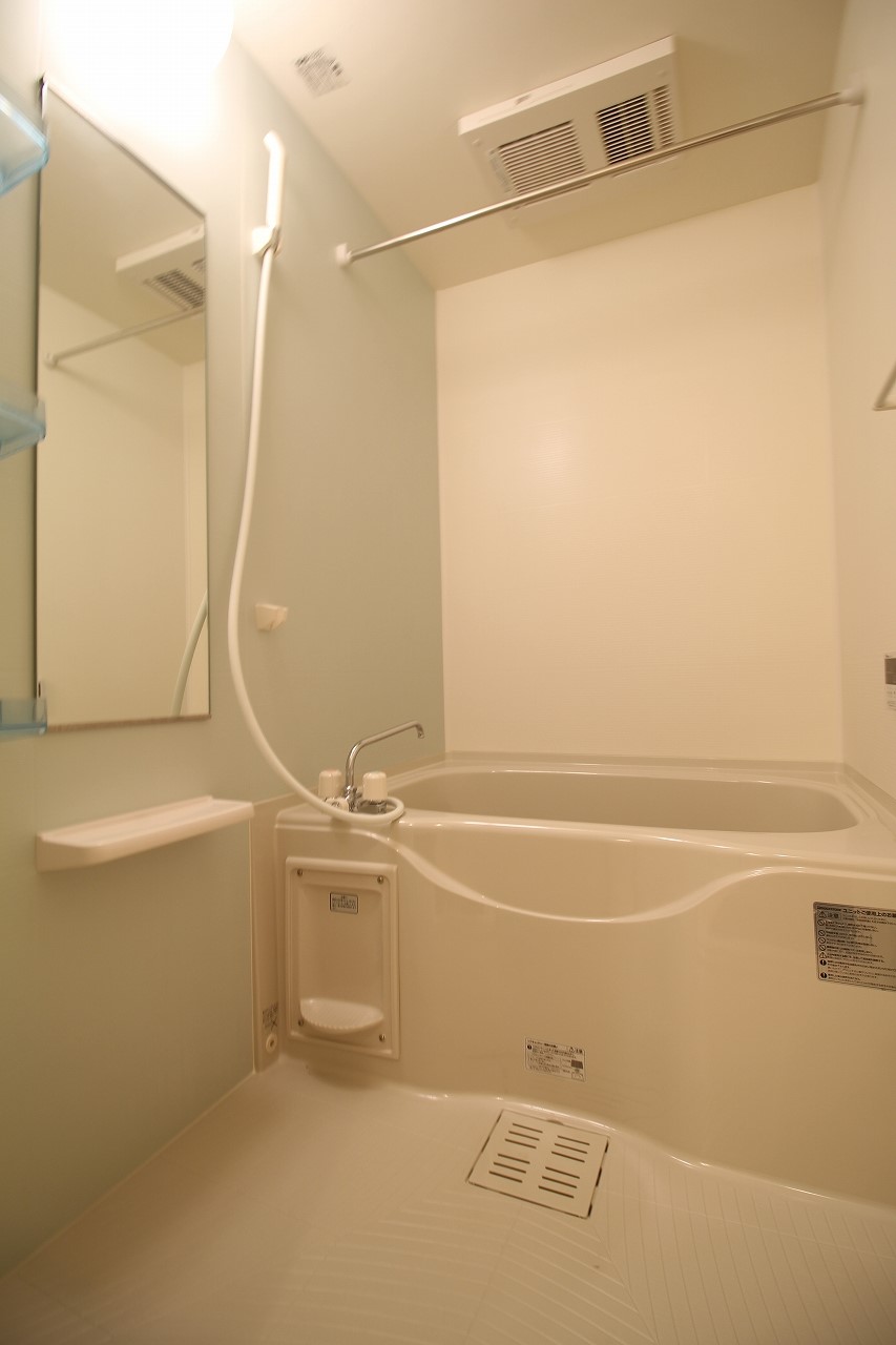 バス・シャワールーム　お風呂です