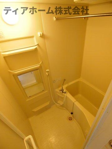 バス・シャワールーム　日々の疲れを癒すお風呂付です