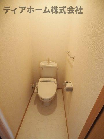 トイレ　トイレもきれいです