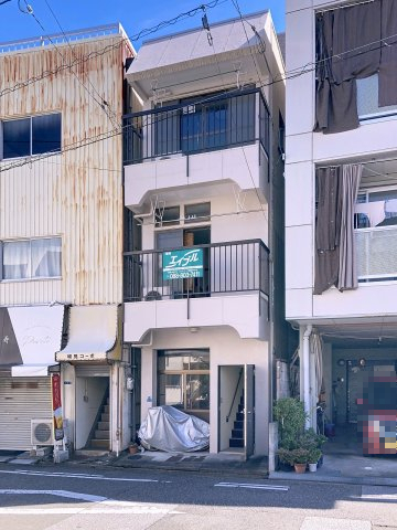 建物外観　2025年10月撮影※現況を優先します。