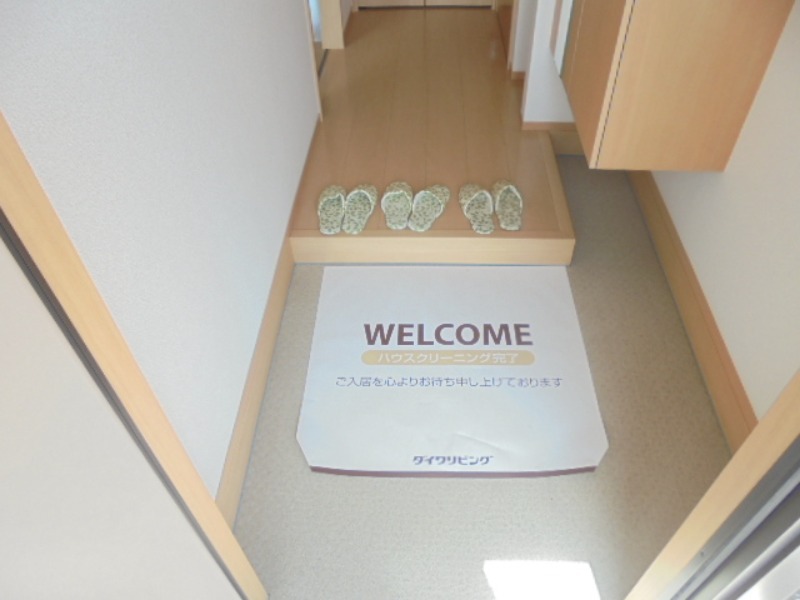 玄関　図面と現状に相違がある場合には現状を優先