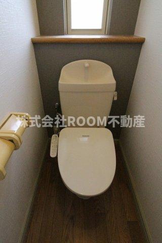 トイレ　落ち着いたトイレです