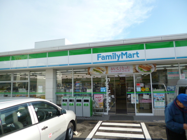 コンビニ　ファミリーマート矢口店（コンビニ）まで318m