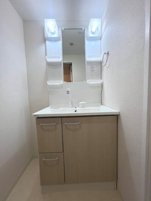 洗面設備　※シャワー付き洗面台