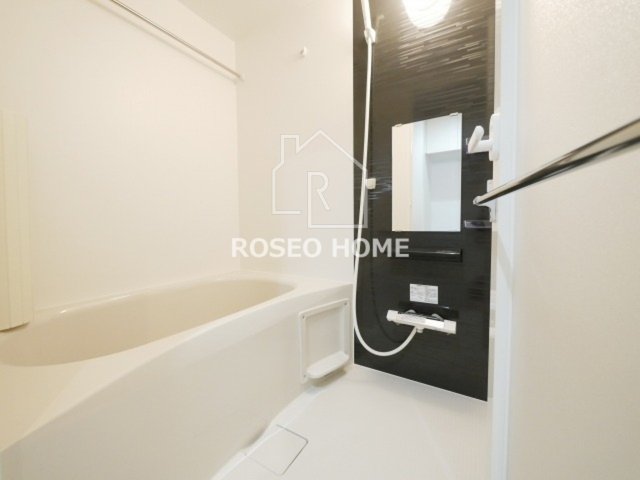 バス・シャワールーム　同マンション別部屋：参考写真