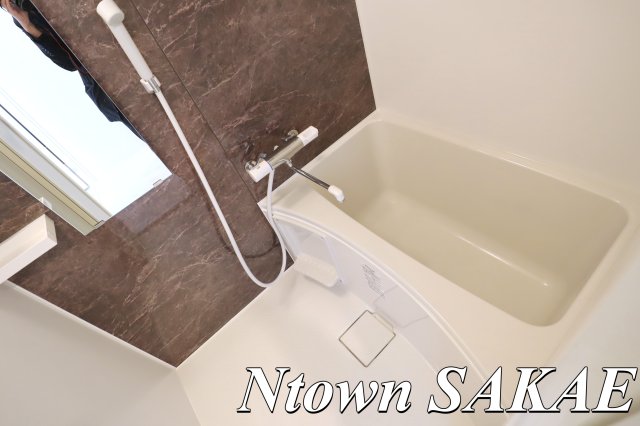 バス・シャワールーム　お風呂です