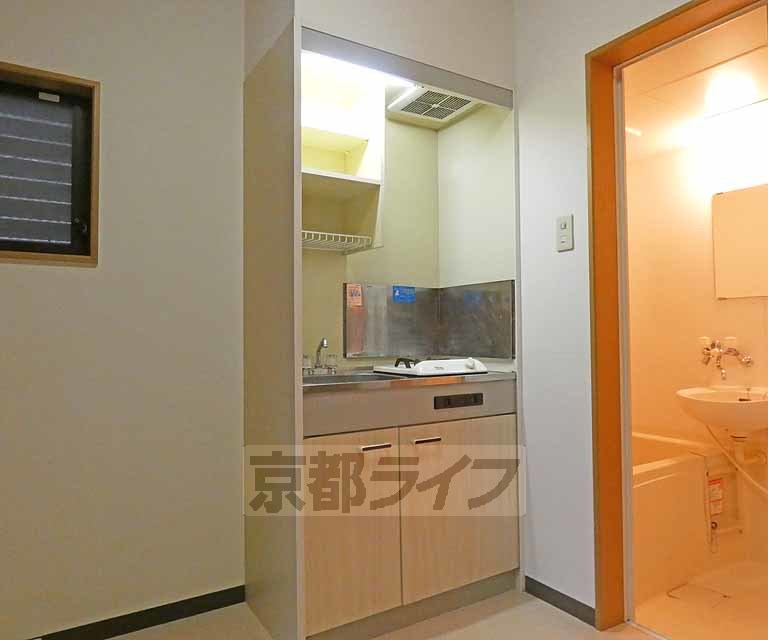 キッチン　キッチンです。