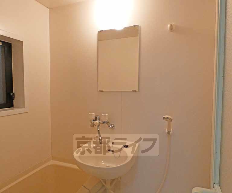 洗面設備　洗面台です。