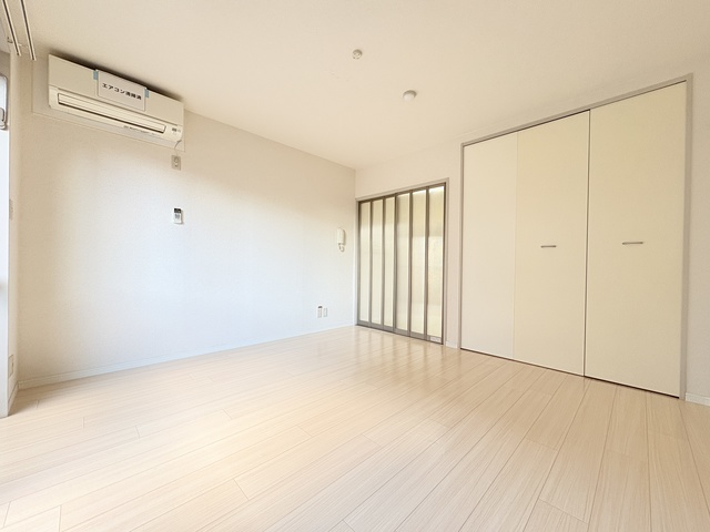 居室・リビング　初めての一人暮らしにも嬉しいエアコン付き☆