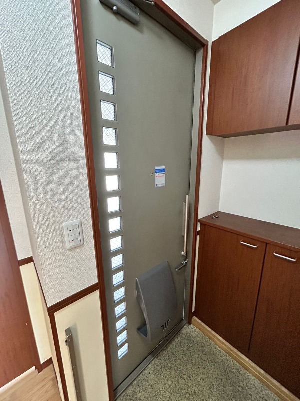 玄関　図面と現状に相違がある場合には現状を優先