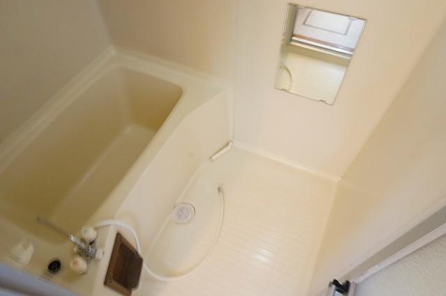 バス・シャワールーム　浴室
