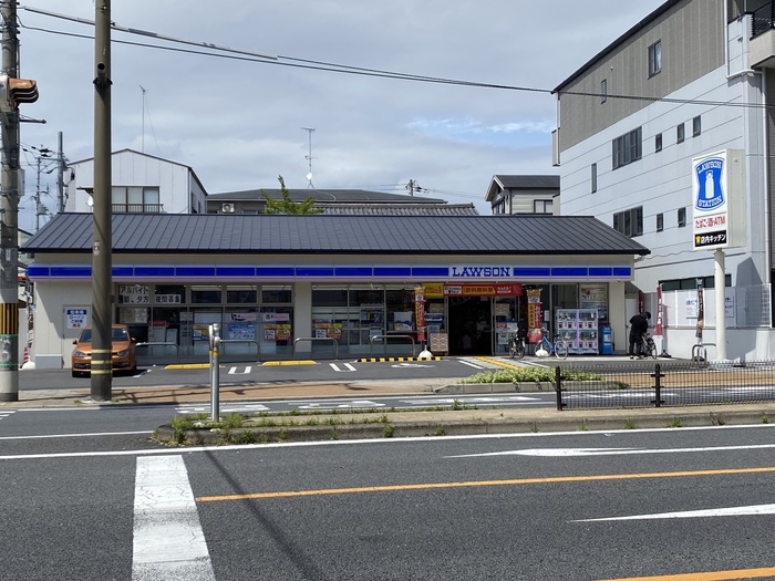 コンビニ　ローソン九条新千本店（コンビニ）まで800m