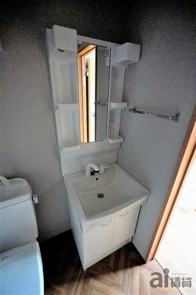 洗面設備　※同仕様写真です