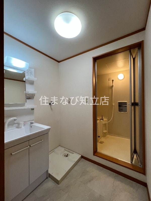 洗面設備　同型別部屋写真