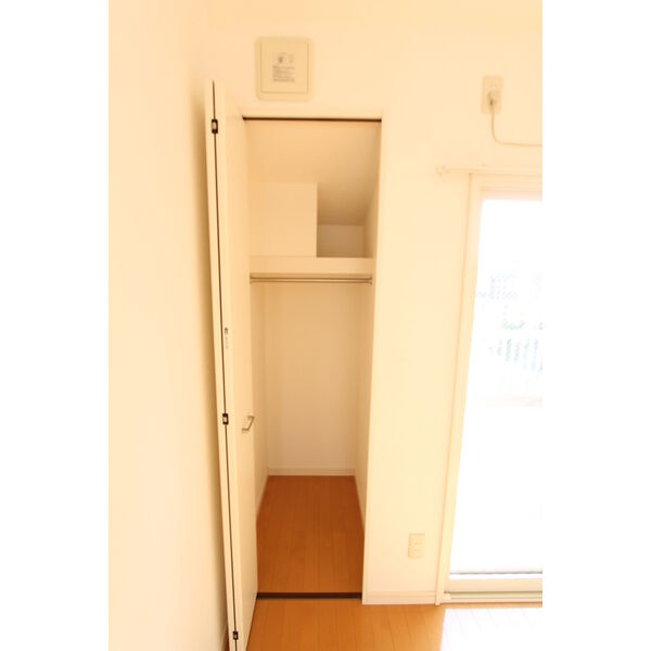 収納　※同タイプの写真です。