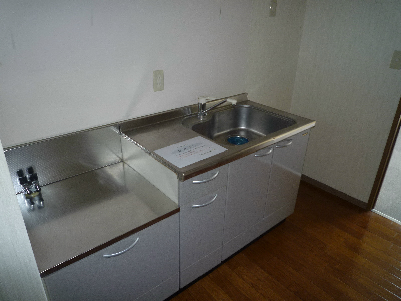 キッチン　写真は類似