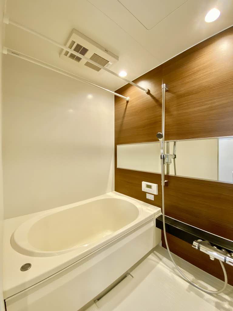 バス・シャワールーム　浴室