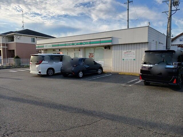 コンビニ　ローソンストア100笠松中野店（コンビニ）まで946m