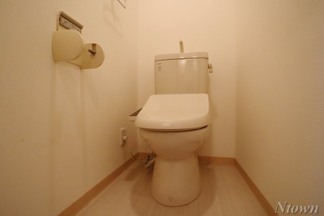 トイレ　清潔感のあるトイレです