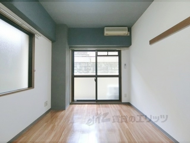 居室・リビング　居室