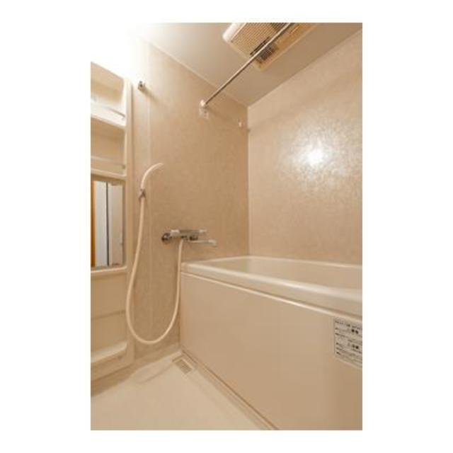 バス・シャワールーム　※写真は同タイプ住戸です。