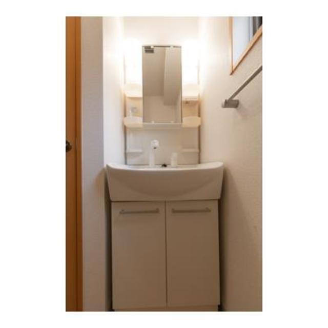 洗面設備　※写真は同タイプ住戸です。