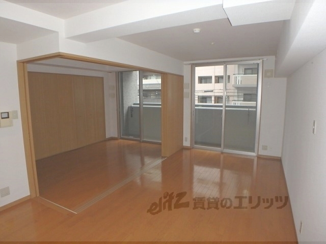 居室・リビング　居室